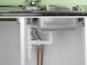 using flexible connectors to plumb in kitchen sink