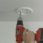 Fitting a smoke alarm 3