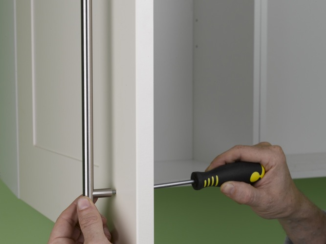 Julian Cassell's DIY Blog » Blog Archive Fitting kitchen unit doors and