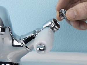 Removing cap for different tap designs
