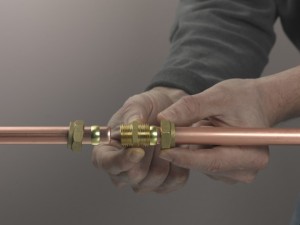 Assembling compression joint body