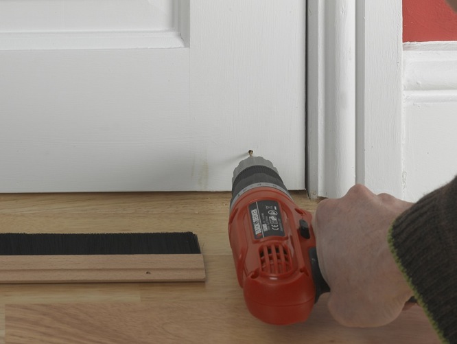 Julian Cassell's DIY Blog » Blog Archive Fitting a brush draught