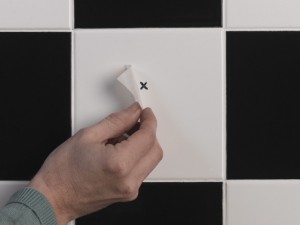 marking fixing point on tile