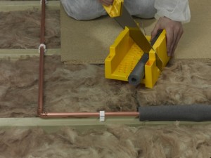 mitre corners of pipe insulation