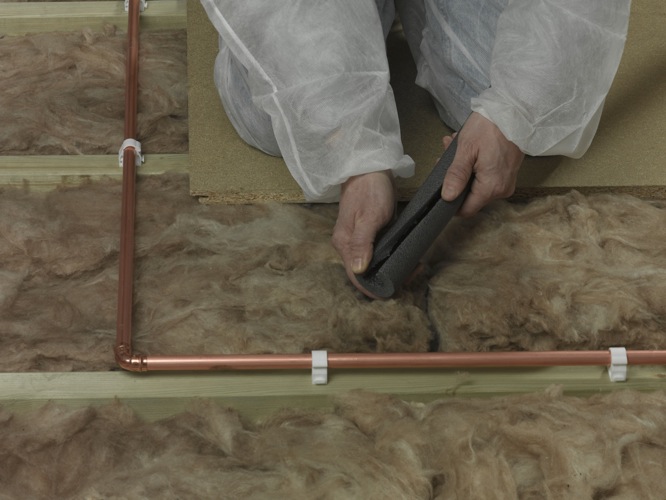 Julian Cassell's DIY Blog » Blog Archive Insulating a loft HOW TO DIY