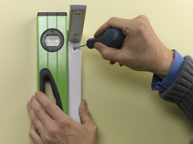 Julian Cassell's DIY Blog » Blog Archive Fitting a bracket shelf HOW