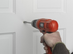 drilling hole in door for viewer