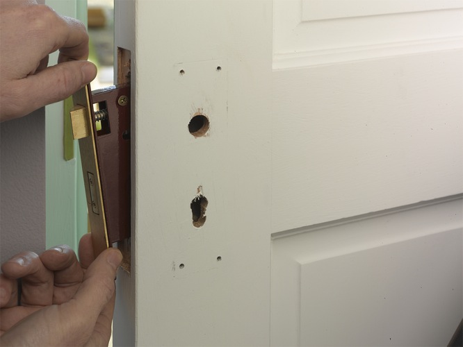 Julian Cassell's DIY Blog » Blog Archive Replacing a fivelever lock
