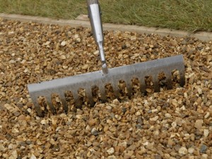 raking gravel level