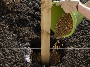 using gravel for fence post base