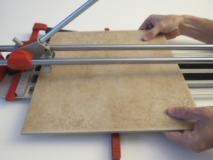 score and snap tile cutter